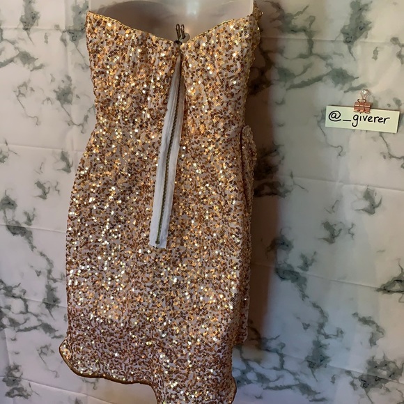 M Gold Sequin Bow Prom / Formal Dress Arden B - Picture 8 of 17